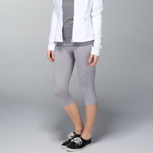 🖤Lululemon Capri Leggings🖤